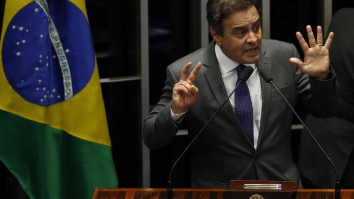 Aécio tem feito articulações para impedir que o PSDB apoie a candidatura da senadora Simone Tebet (MDB-MS) à sucessão do presidente Jair Bolsonaro.