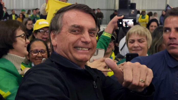 Bolsonaro argumentou que com a quantidade de pessoas nos atos políticos de 7 de setembro no Rio e em Brasília seriam suficientes para ele vencer as eleições